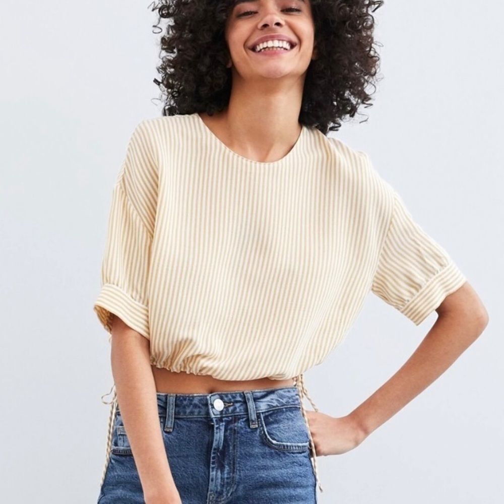 Zara yellow and white striped short sleeve crop top